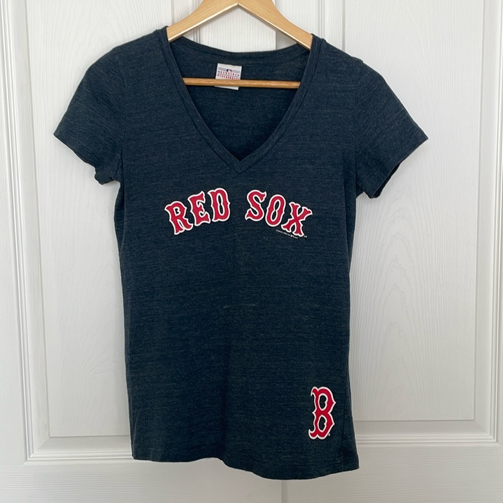 2012 MLB Boston Red Sox Women’s V Neck T-shirt, Medium